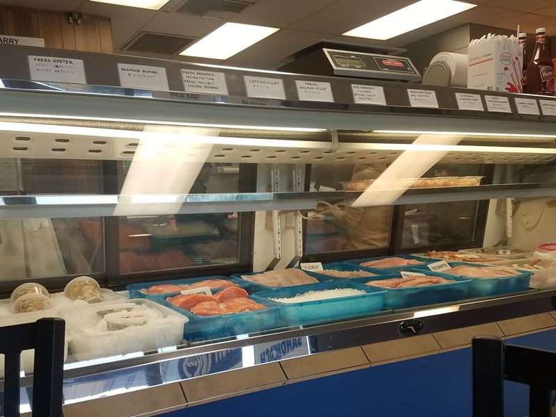 Fountain View Fish Market interior