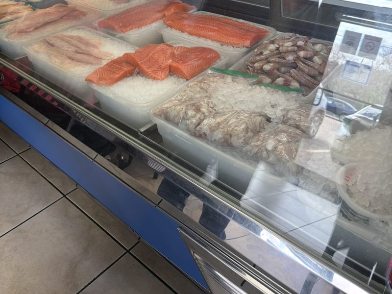 Fountain View Fish Market interior